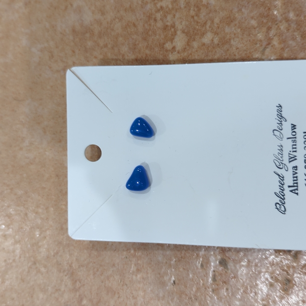 Artisan Handmade blue colored glass nickel free studs. mini triangles in size.